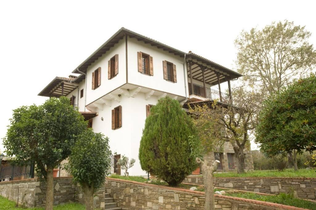 Traditional Macedonian Mansion In Peraia Thessaloniki Exterior photo